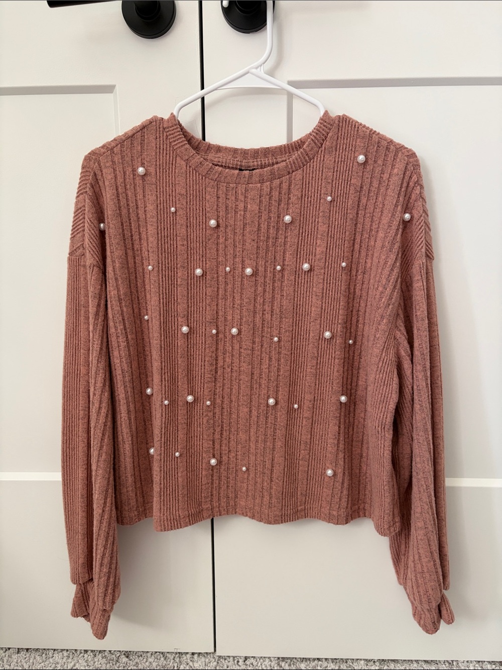 SHEIN Pearl-Accent Ribbed Sweater in Dusty Pink